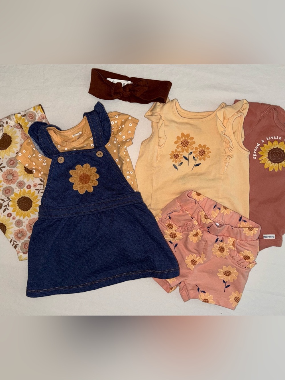 7 piece Baby Girl 3M Sunflower Summer/ fall Outfit Bundle + Gerber onesies